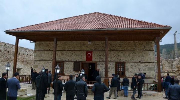 Alaaddin Cami ibadete açıldı