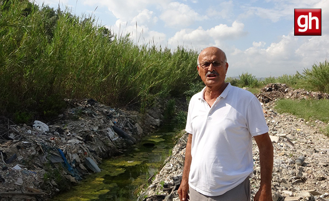 Sulama kanalı çöplüğe döndü