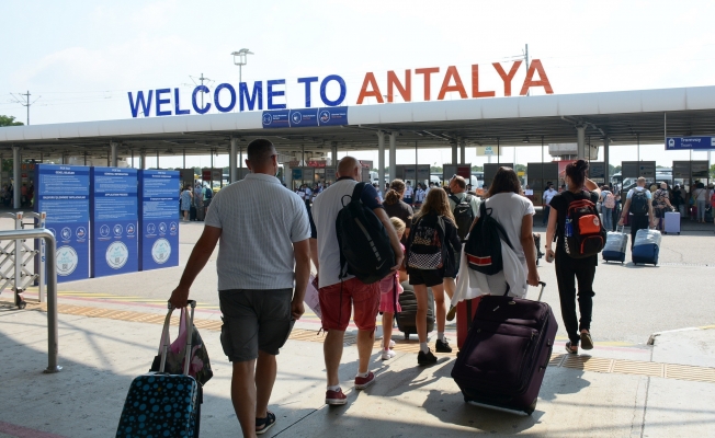 Antalya, 17 milyon yolcu beklentisini karşılayacak