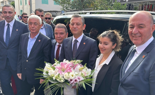 CHP Genel Başkanı Özgür Özel, Antalya'ya geldi