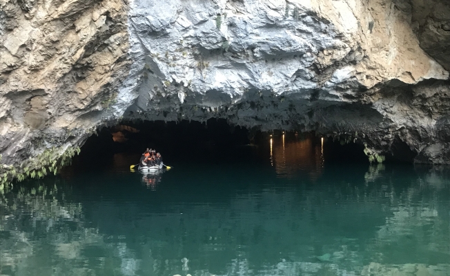 Dünyaca ünlü mağara yeniden ziyarete açıldı