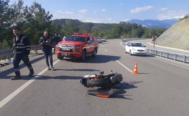 Antalya'da yunus polisi trafik kazasında hayatını kaybetti