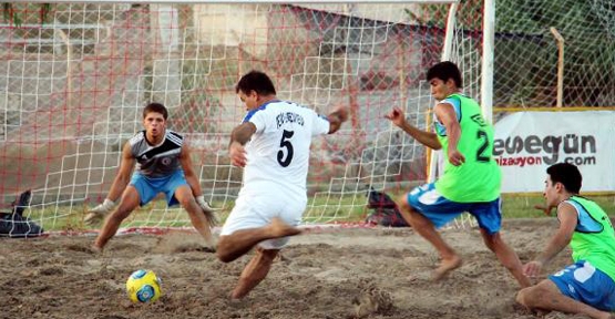 Plaj futbolu heyecanı başladı