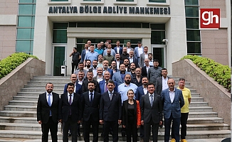 AK Parti Antalya milletvekilleri mazbatalarını aldı