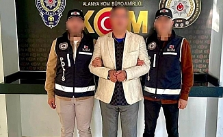  Kırmızı bültenle aranan şahıs Antalya’da yakalandı