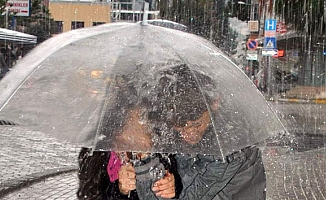 Antalya'da 3 ilçede yarın da okullar tatil