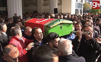 Mesai arkadaşının sırtından bıçaklayarak öldürdüğü zabıta, gözyaşlarıyla uğurlandı