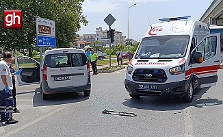 Kazaya giden ambulans kaza yaptı