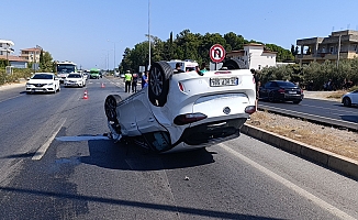 Otomobiller çarpıştı, sürücüler birbirini suçladı