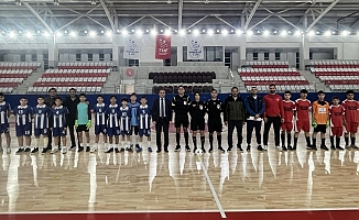 Aksu’da Okul Sporları Futsal Müsabakaları Başladı