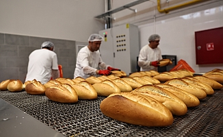 Antalyalılar ‘Halk Ekmek’ten memnun