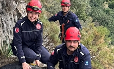 300 metrede 3 gündür mahsur kalmıştı... Operasyonla kurtarıldı!